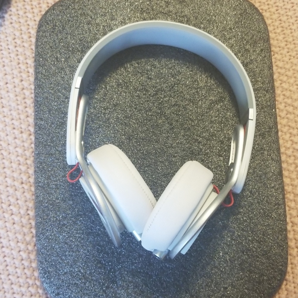 Beats mixr headphones